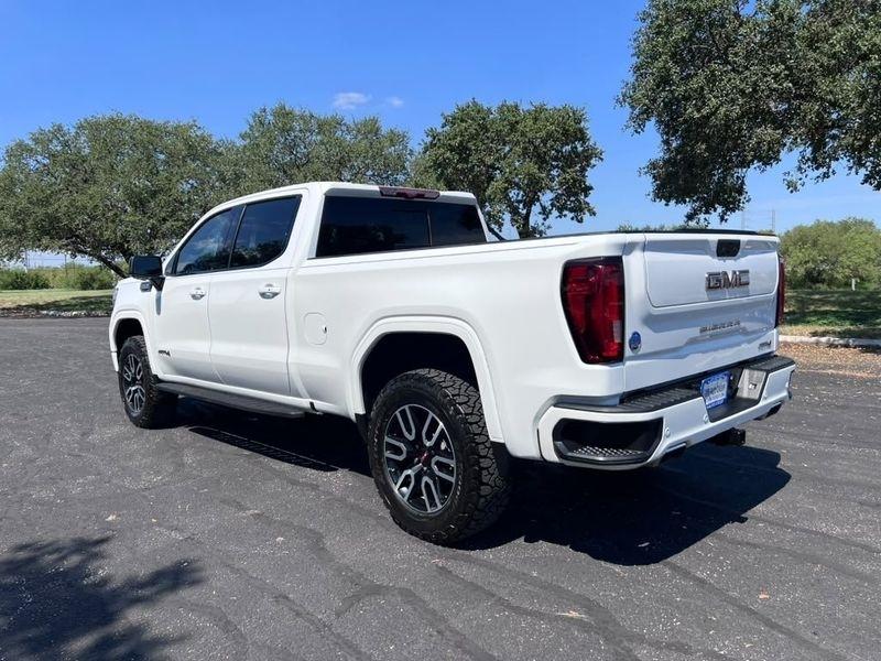 GMC Sierra 1500 AT4 Crew Cab Long Box 4WD 2020