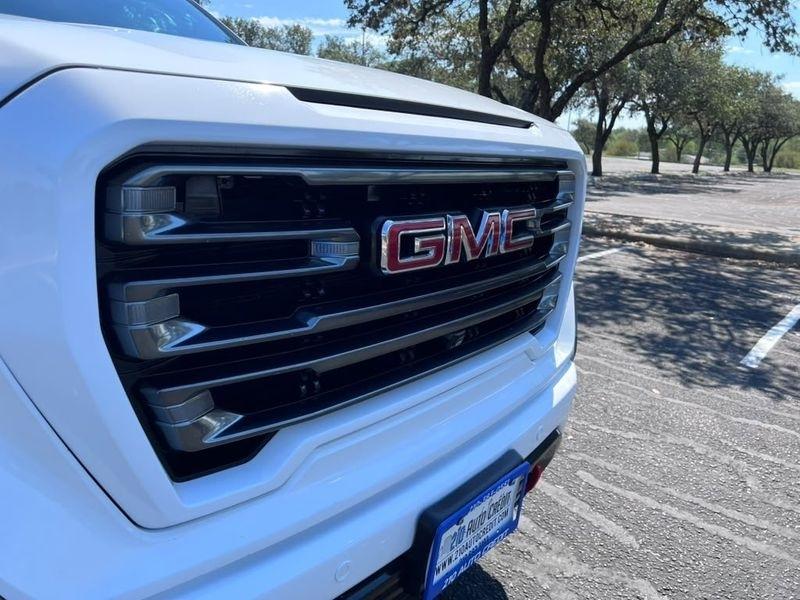 GMC Sierra 1500 AT4 Crew Cab Long Box 4WD 2020
