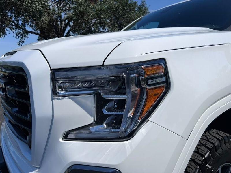 GMC Sierra 1500 AT4 Crew Cab Long Box 4WD 2020