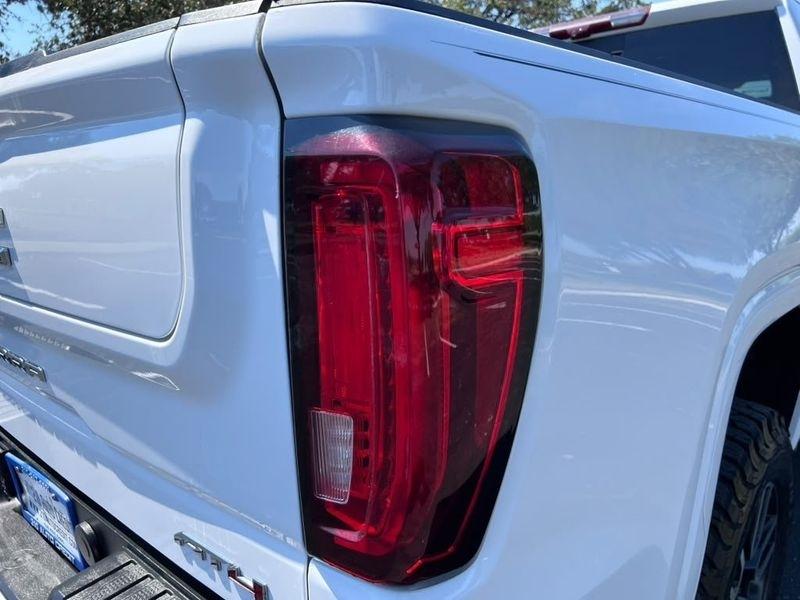 GMC Sierra 1500 AT4 Crew Cab Long Box 4WD 2020