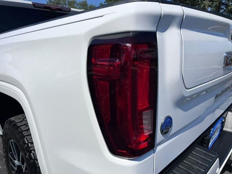 GMC Sierra 1500 AT4 Crew Cab Long Box 4WD 2020