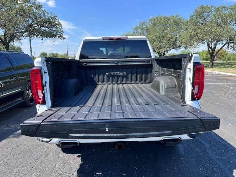 GMC Sierra 1500 AT4 Crew Cab Long Box 4WD 2020