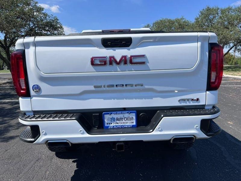 GMC Sierra 1500 AT4 Crew Cab Long Box 4WD 2020