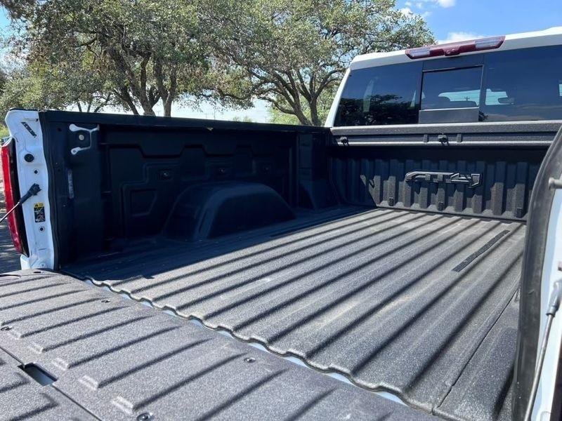 GMC Sierra 1500 AT4 Crew Cab Long Box 4WD 2020