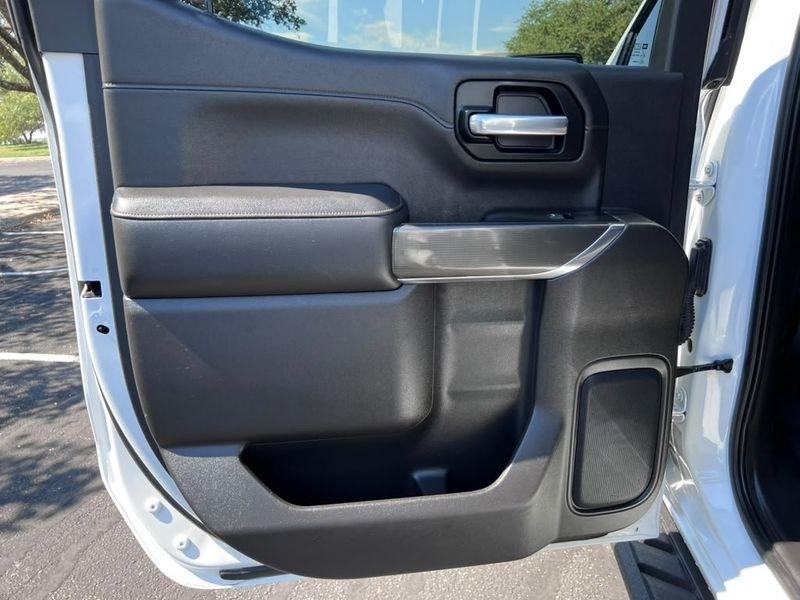 GMC Sierra 1500 AT4 Crew Cab Long Box 4WD 2020
