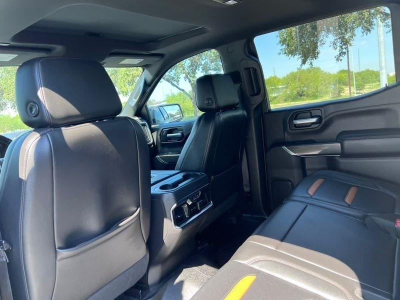 GMC Sierra 1500 AT4 Crew Cab Long Box 4WD 2020