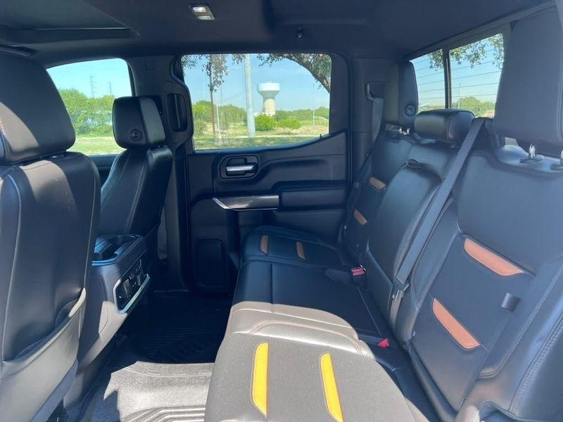 GMC Sierra 1500 AT4 Crew Cab Long Box 4WD 2020