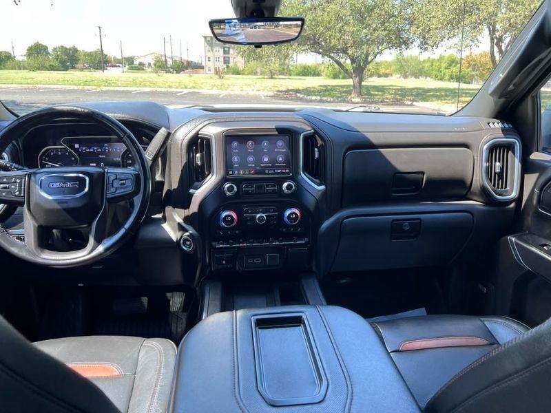 GMC Sierra 1500 AT4 Crew Cab Long Box 4WD 2020