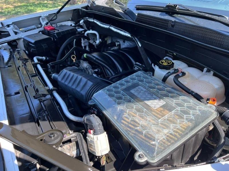 GMC Sierra 1500 AT4 Crew Cab Long Box 4WD 2020