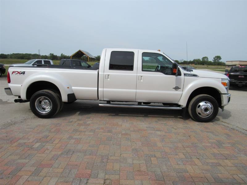 Ford F-350 SD XL Crew Cab Long Bed DRW 4WD 2016 Ford F-350 SD XL Crew Cab Long Bed DRW 4WD 2016