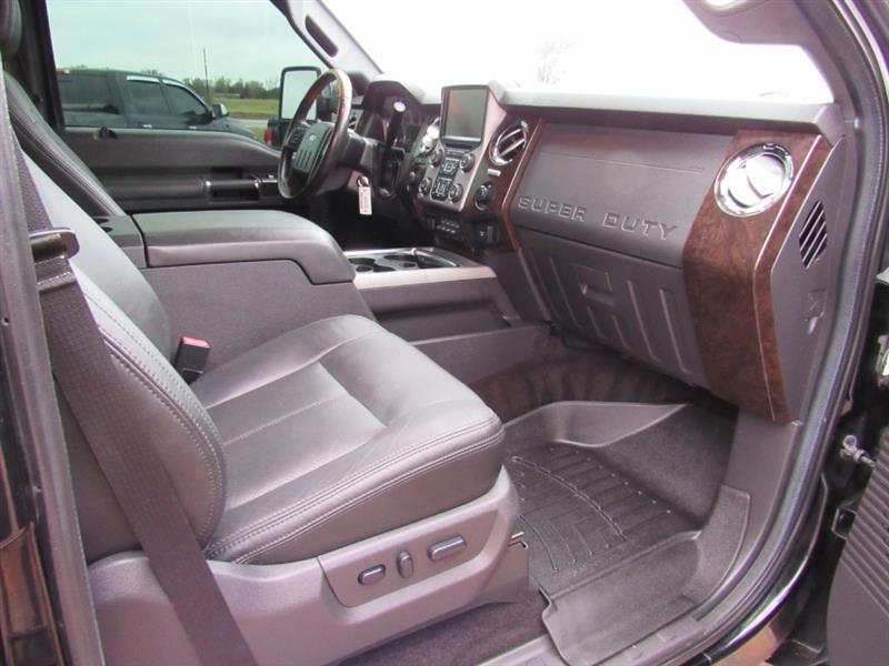 Ford F-450 SD XL Crew Cab DRW 4WD 2016 Ford F-450 SD XL Crew Cab DRW 4WD 2016