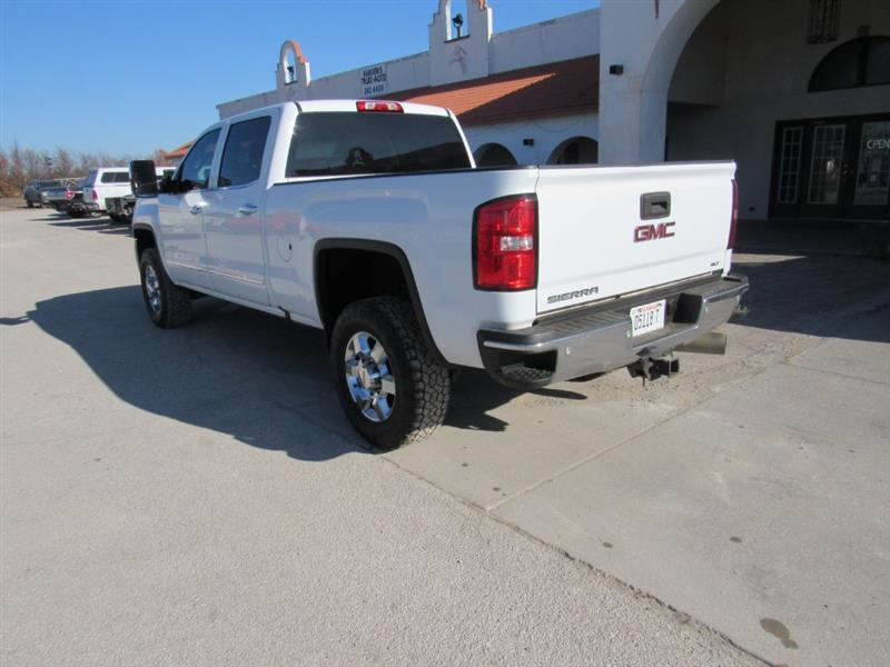 GMC Sierra 2500HD SLT Crew Cab 4WD 2018