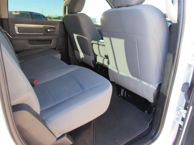 RAM 2500 SLT Crew Cab SWB 4WD 2016