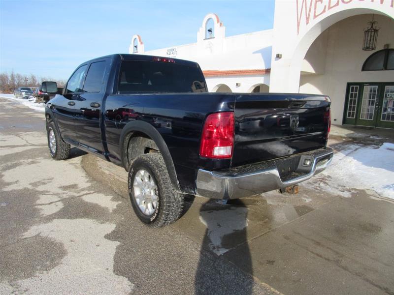 RAM 2500 Tradesman Crew Cab SWB 4WD 2013