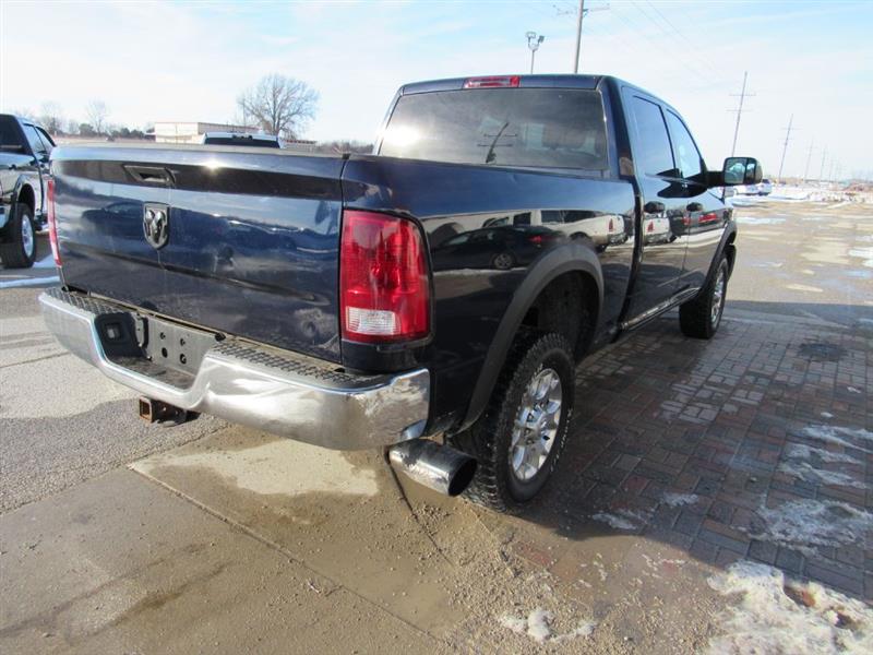 RAM 2500 Tradesman Crew Cab SWB 4WD 2013