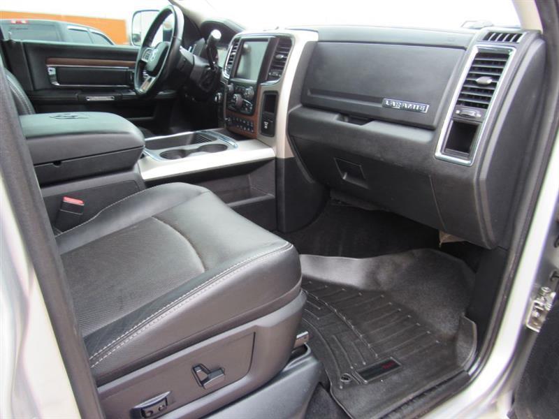 RAM 2500 Laramie Crew Cab LWB 4WD 2016