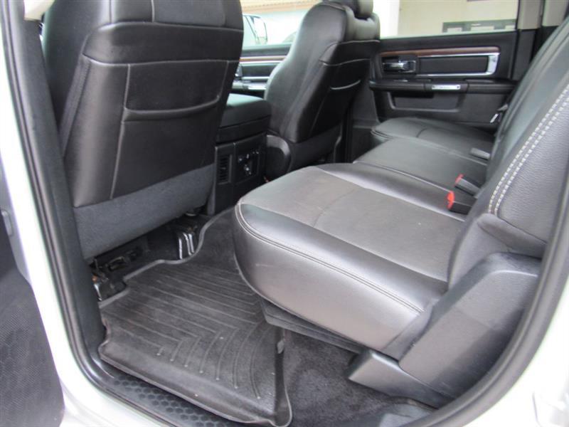 RAM 2500 Laramie Crew Cab LWB 4WD 2016