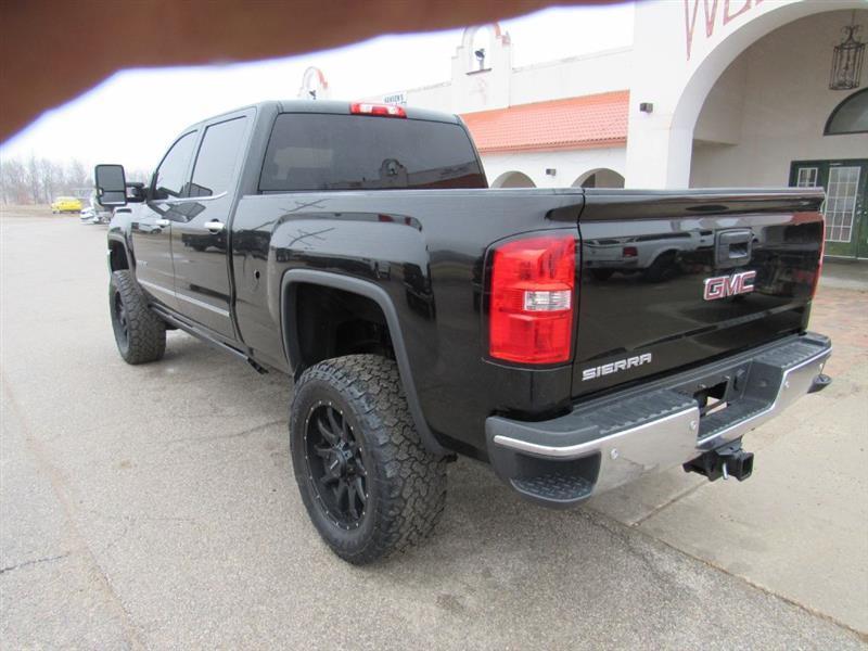GMC Sierra 2500HD SLT Crew Cab 4WD 2015