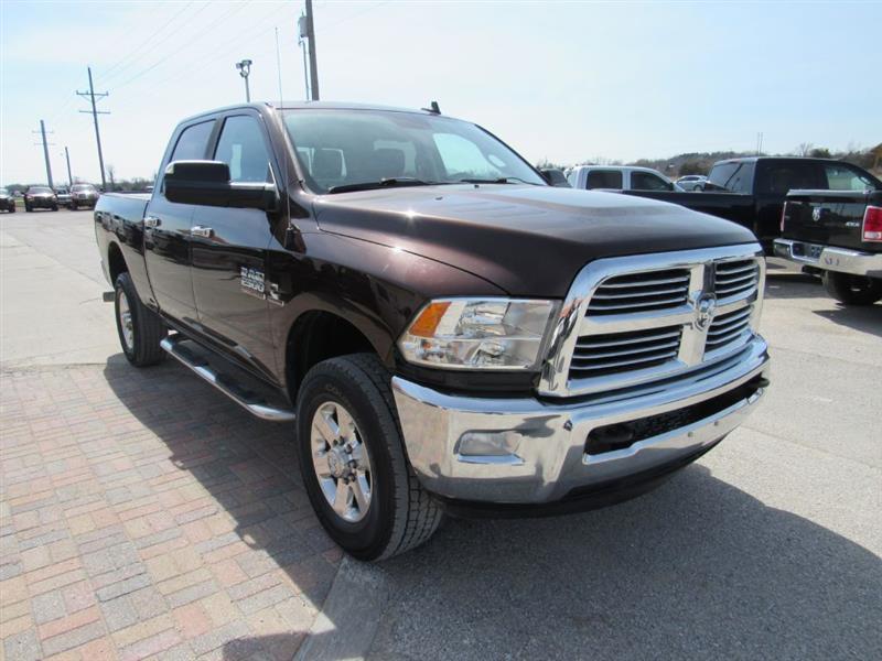 RAM 2500 SLT Crew Cab SWB 4WD 2015