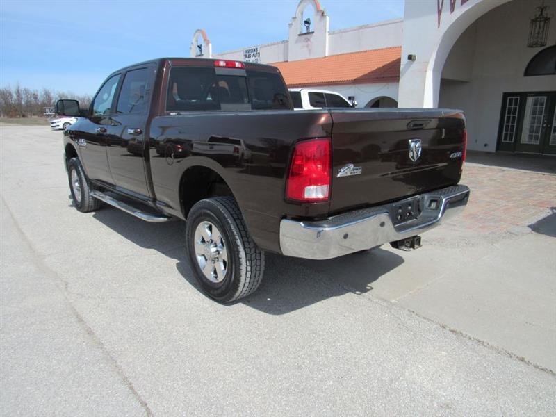 RAM 2500 SLT Crew Cab SWB 4WD 2015