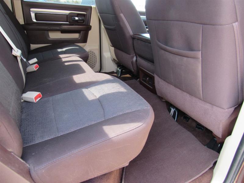 RAM 2500 SLT Crew Cab SWB 4WD 2015