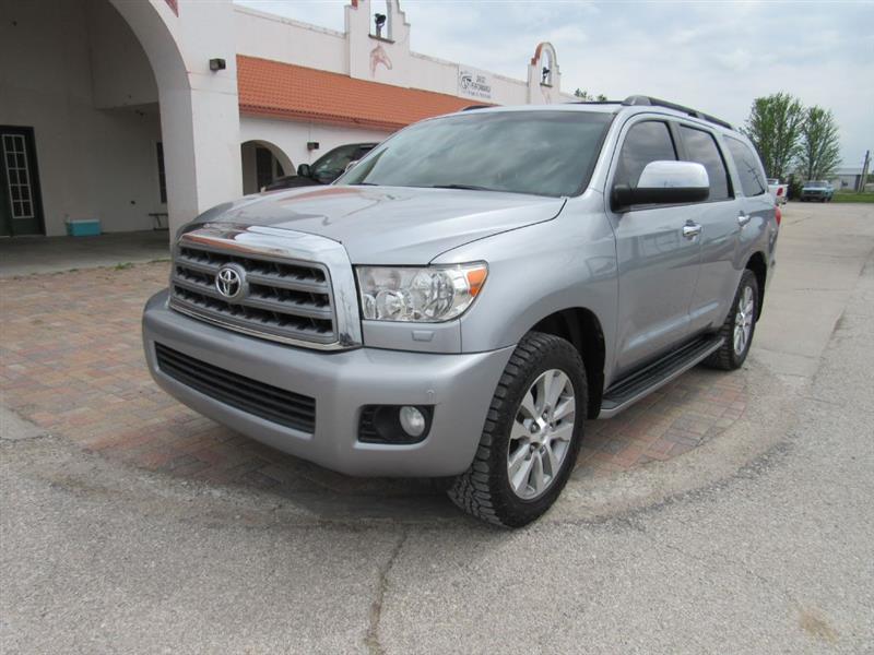 Toyota Sequoia Limited 4WD FFV 2013