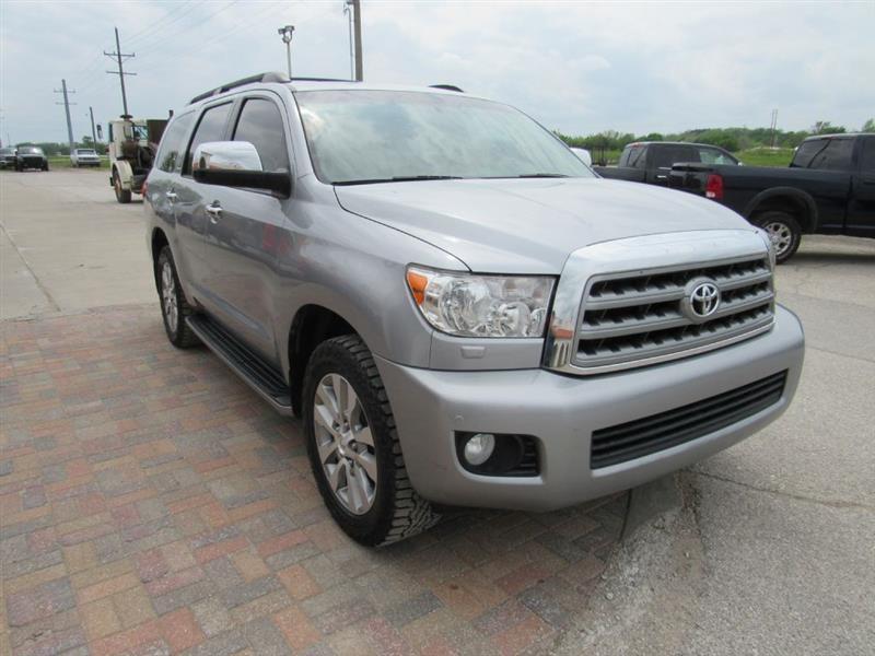 Toyota Sequoia Limited 4WD FFV 2013