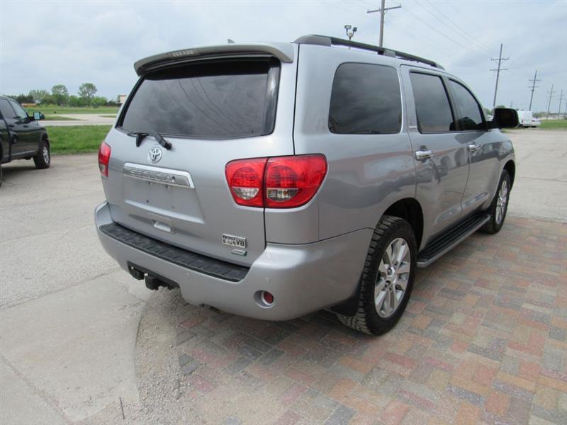 Toyota Sequoia Limited 4WD FFV 2013