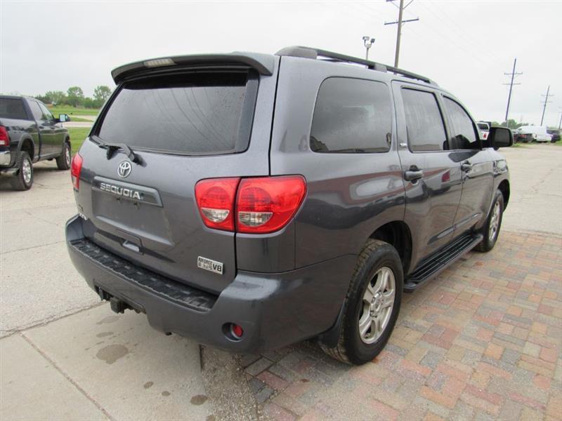 Toyota Sequoia SR5 5.7L 4WD 2008
