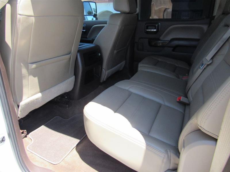 GMC Sierra 3500HD Denali Crew Cab 4WD 2016