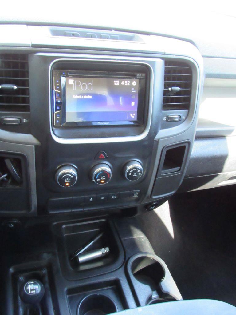 RAM 2500 Tradesman Crew Cab SWB 4WD 2013