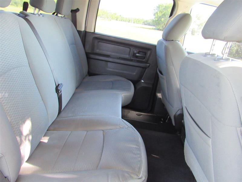 RAM 2500 Tradesman Crew Cab SWB 4WD 2013