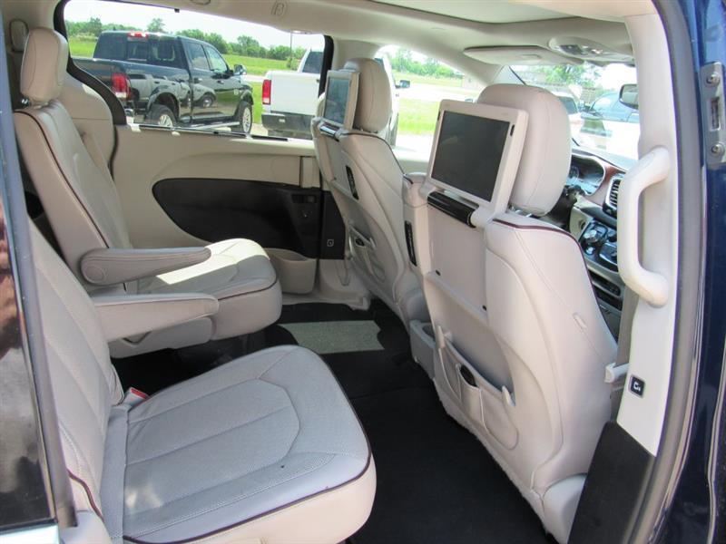 Chrysler Pacifica  2017