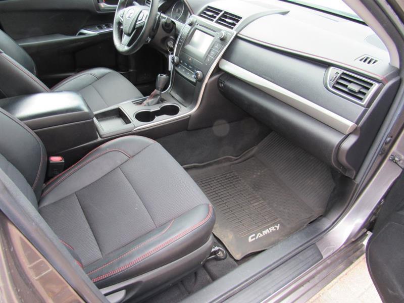 Toyota Camry LE 2017