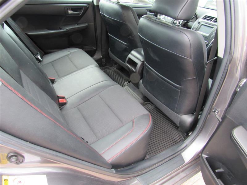 Toyota Camry LE 2017