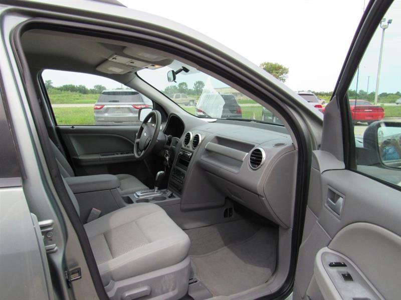2006 Ford Freestyle SE - Photo 8