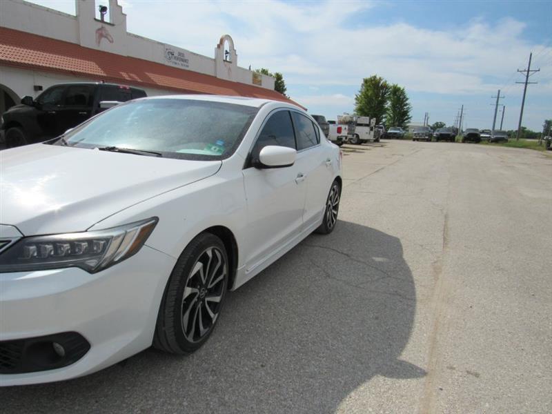 Acura ILX 8-Spd AT w/ Technology Plus Package 2016