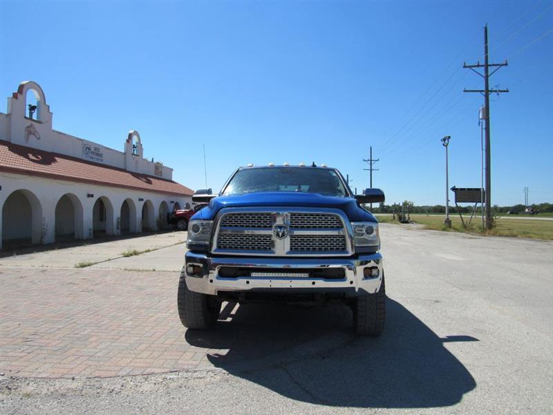 RAM 3500 Laramie Crew Cab SWB 4WD 2016