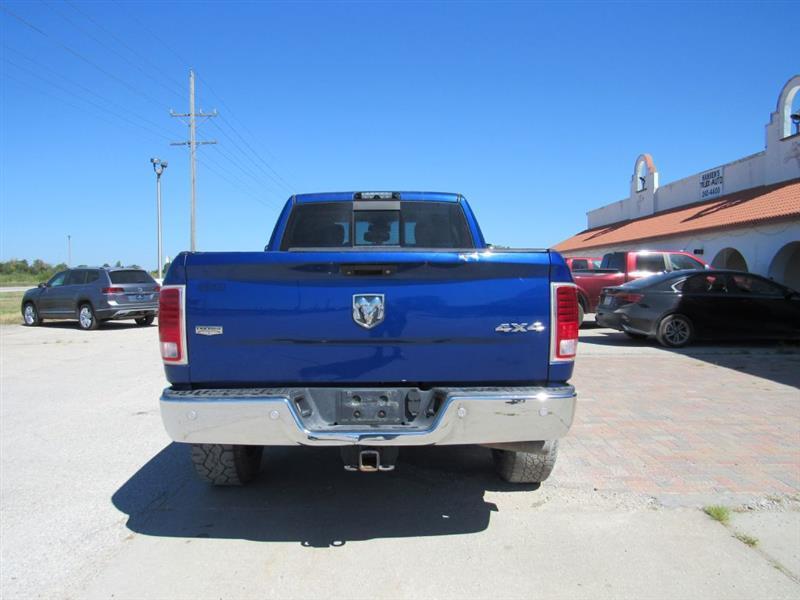 RAM 3500 Laramie Crew Cab SWB 4WD 2016