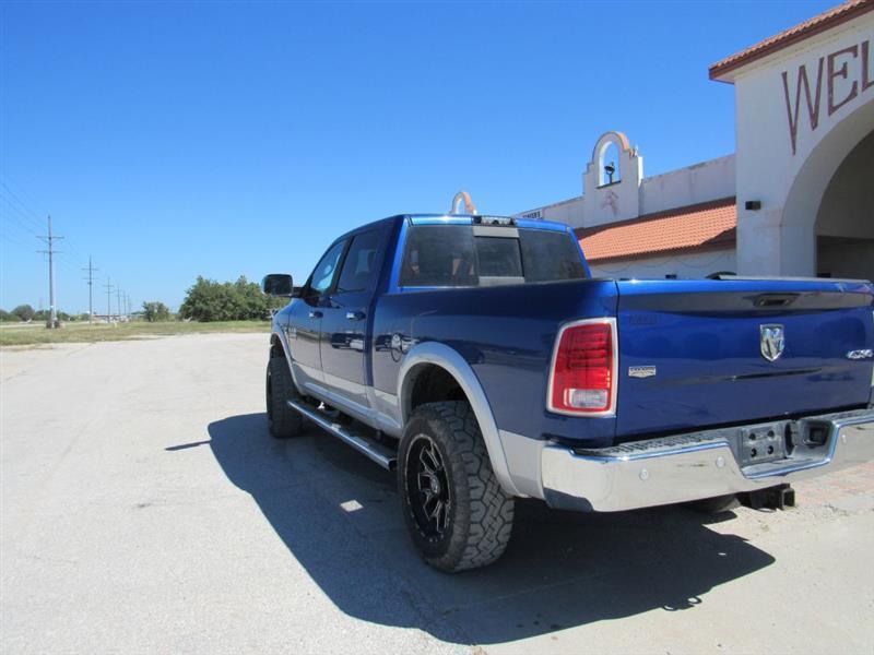 RAM 3500 Laramie Crew Cab SWB 4WD 2016