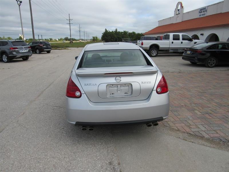Nissan Maxima SE 2007