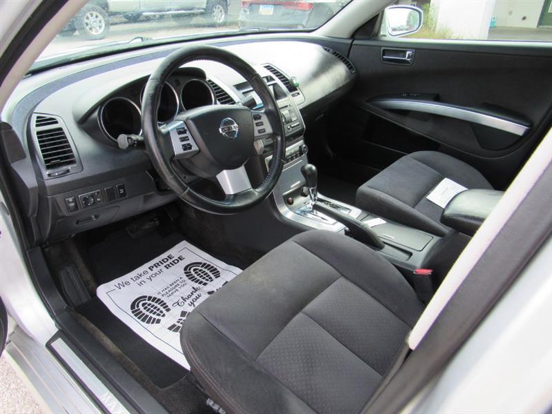 Nissan Maxima SE 2007