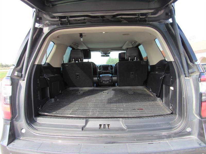 Ford Expedition Platinum 4WD 2018