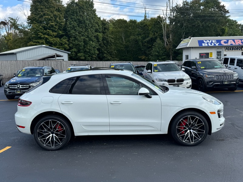 Porsche Macan Turbo 2015 Porsche Macan Turbo 2015