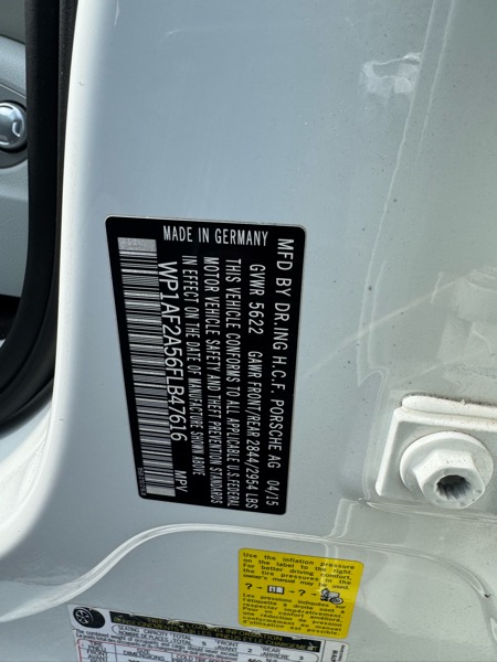 Porsche Macan Turbo 2015 Porsche Macan Turbo 2015