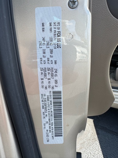 2015 Chrysler Town & Country Touring photo 22
