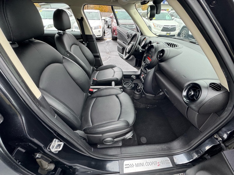 MINI Countryman S ALL4 2015 MINI Countryman S ALL4 2015