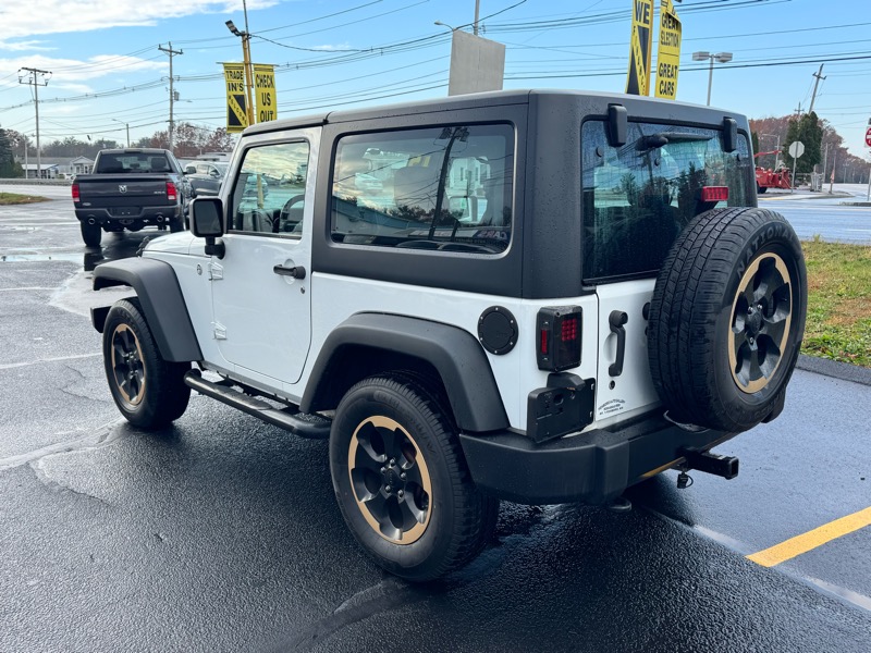 Jeep Wrangler Sport 4WD 2015