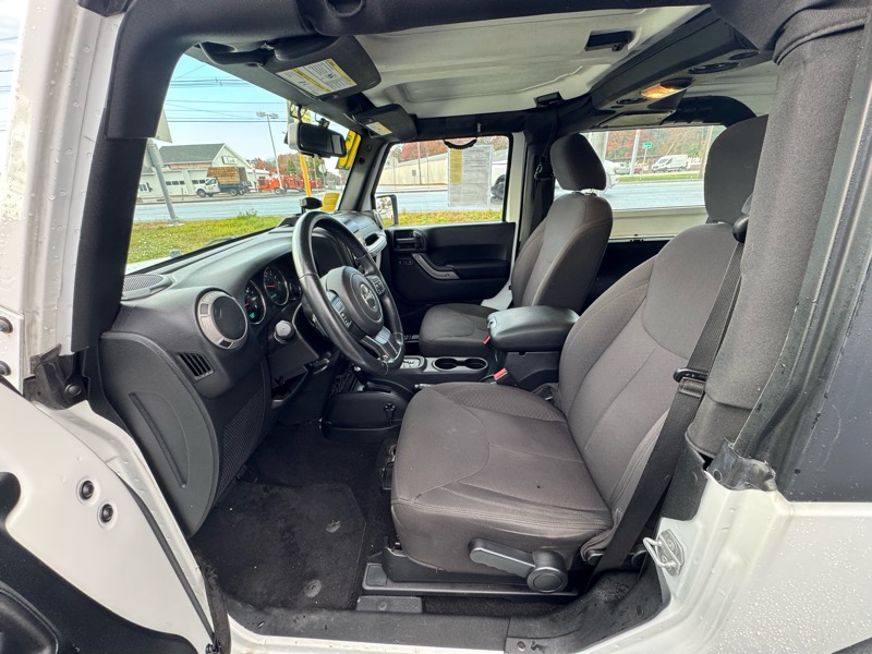 Jeep Wrangler Sport 4WD 2015