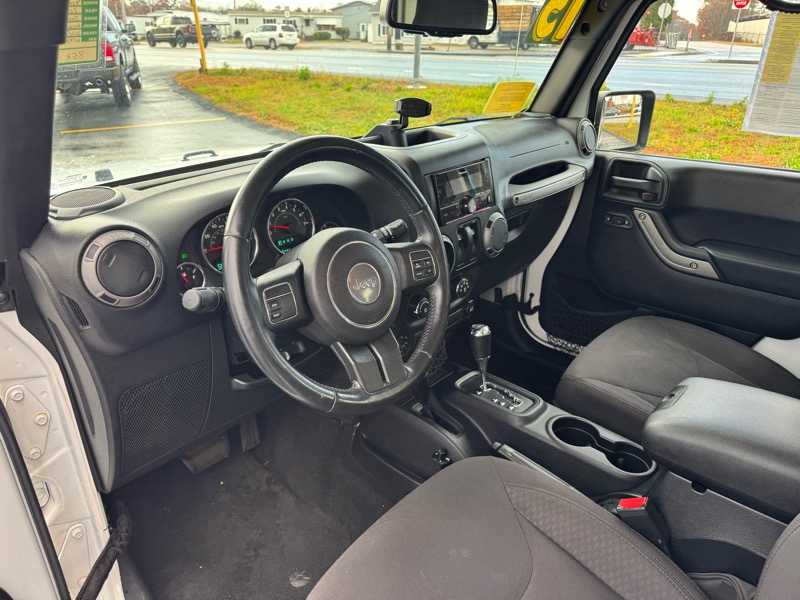 Jeep Wrangler Sport 4WD 2015